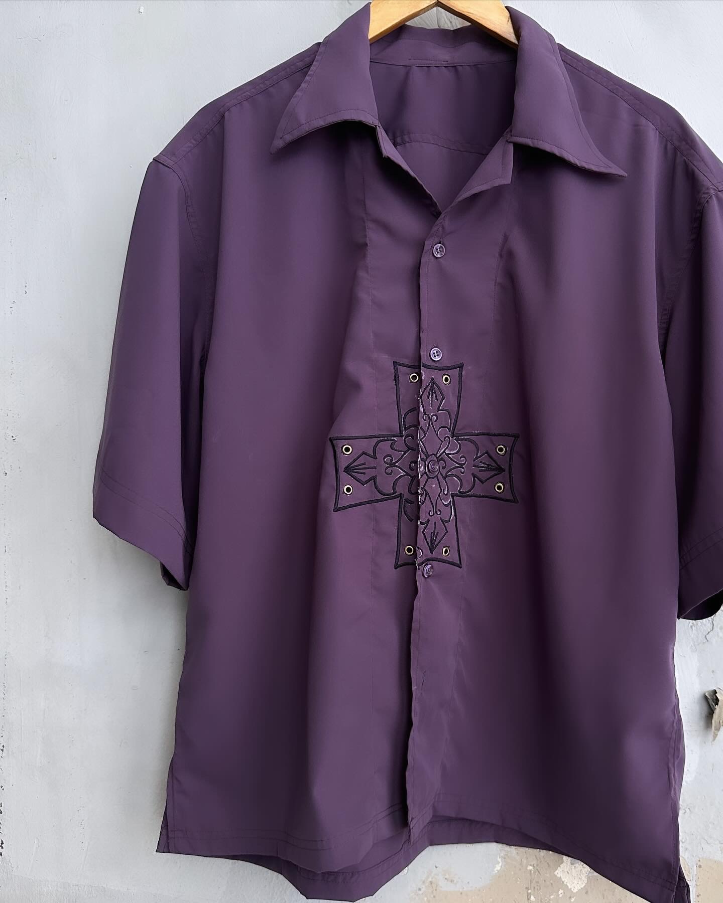 Cross/logo embroidered shirts - Image 4