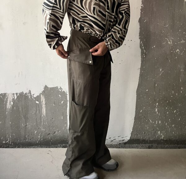 Matte utility slit cut pants