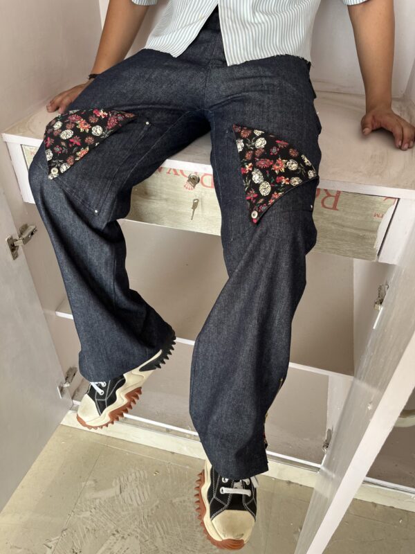 Floral patch pocket denim - Image 5