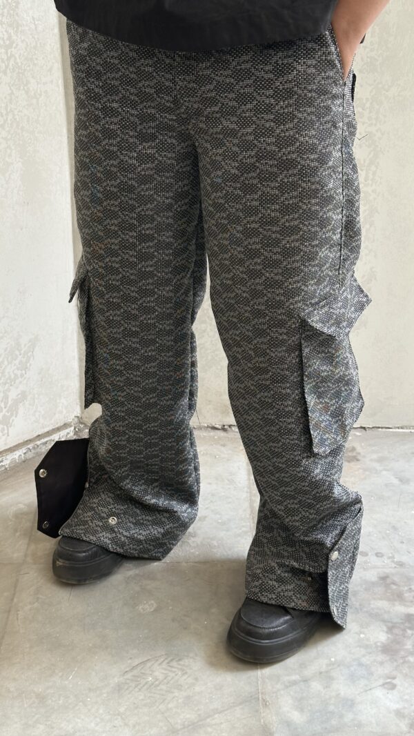 Bee-jacquard utility pants - Image 5