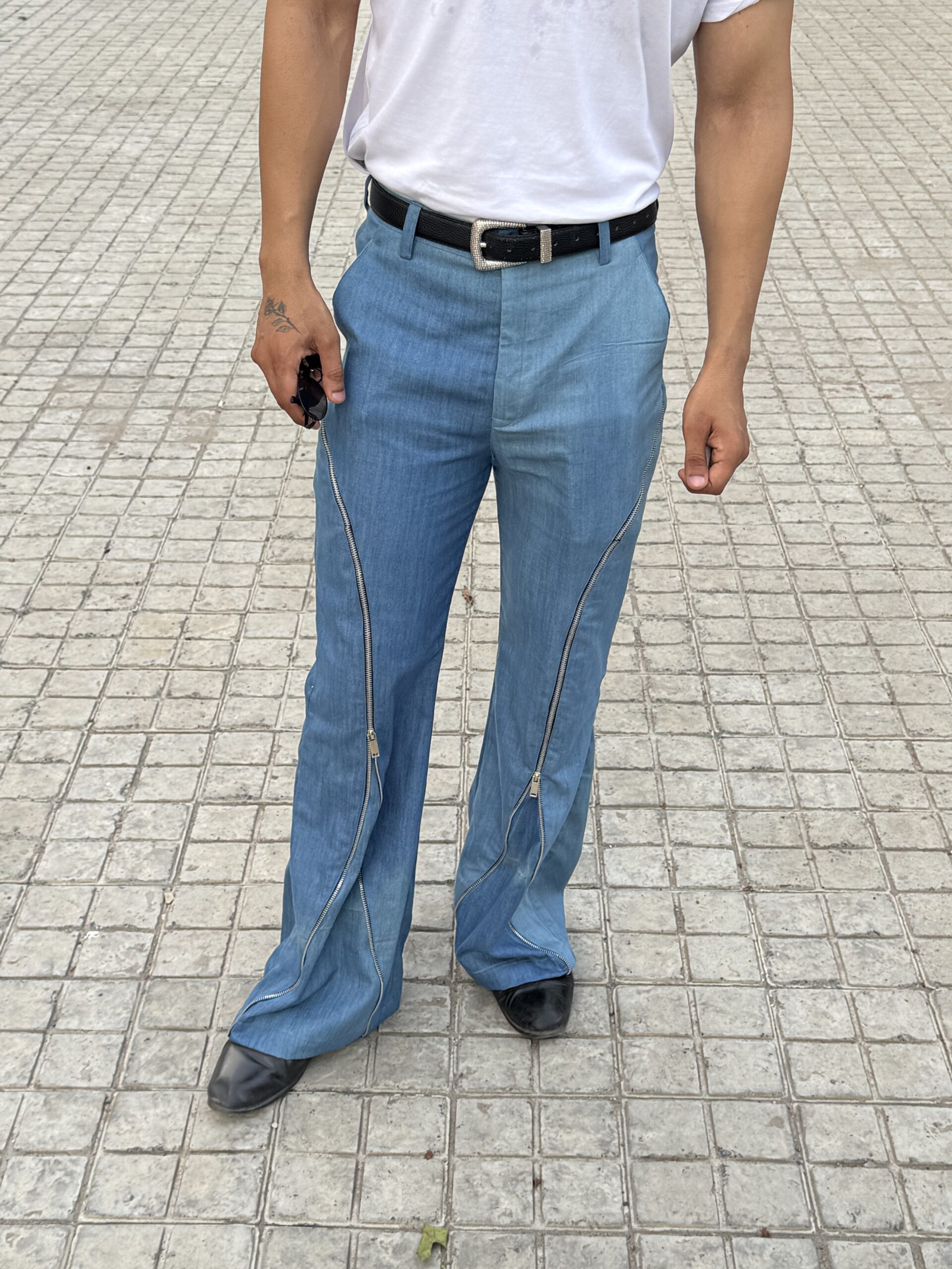 Faded zipper denims - Image 4