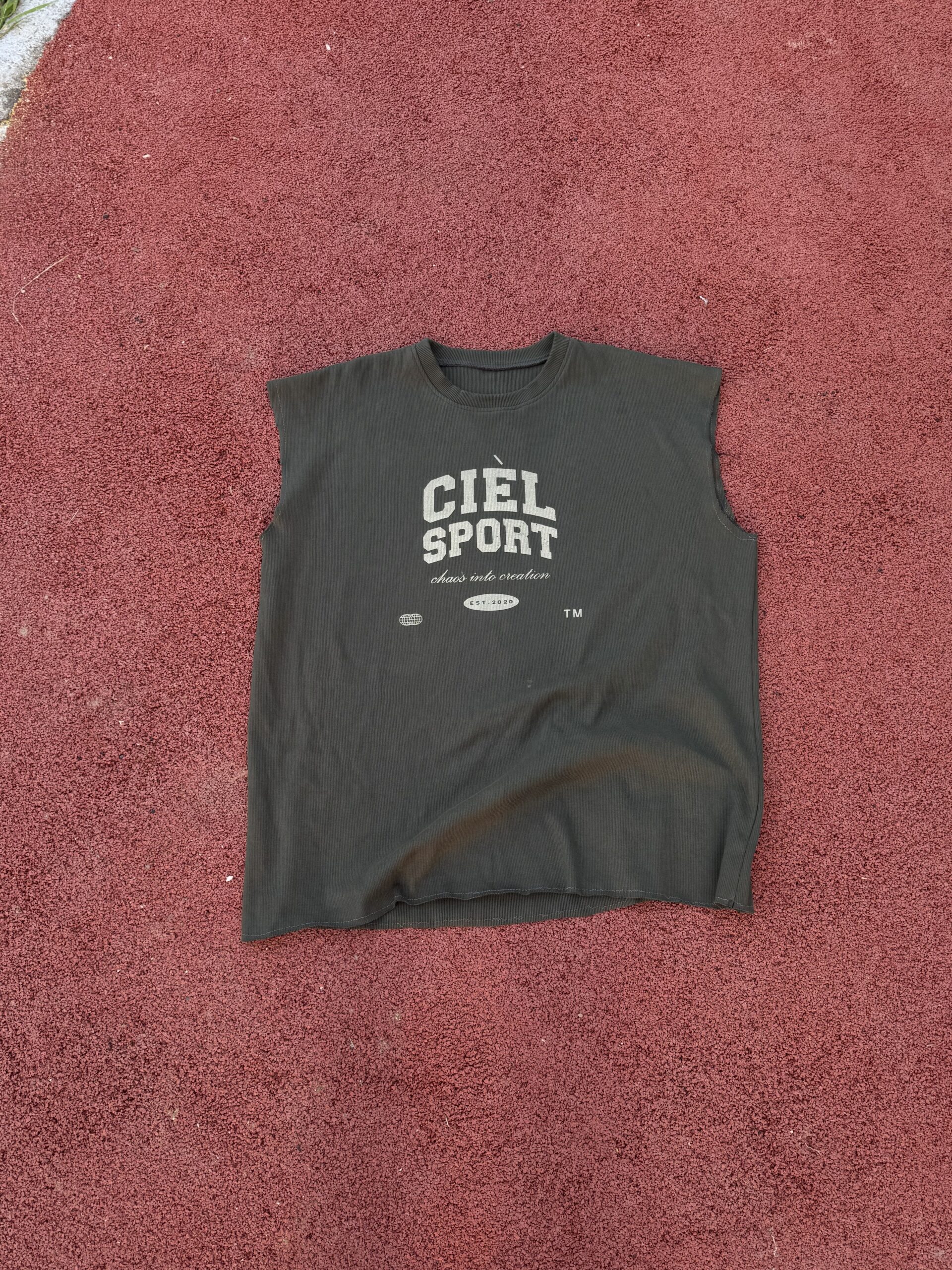 boxy sports vest - Image 4